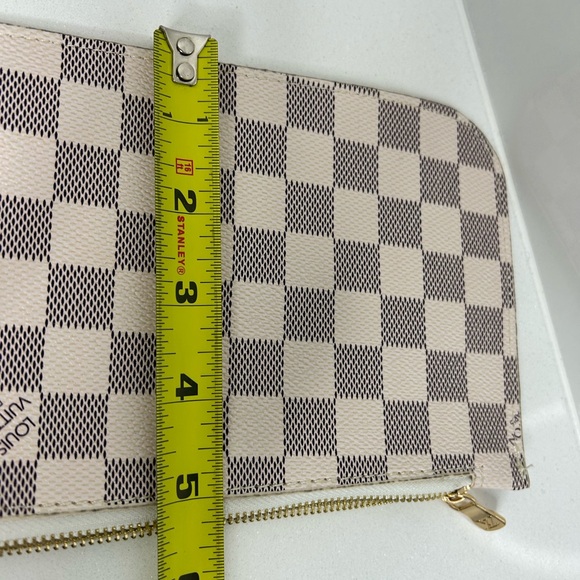 Damier Azur LV Pochette - Picture 7 of 10